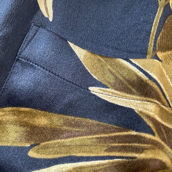 Vince Silk Tropical Shirt - Picture 3 of 4